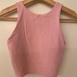 Athleta Conscious Crop